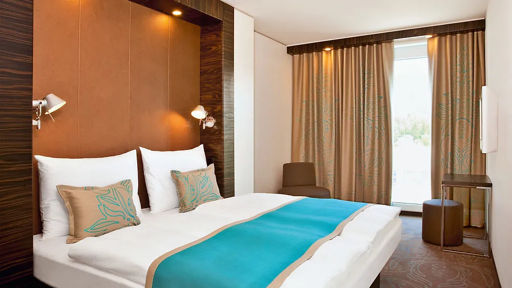 פרנקפורט Motel One Frankfurt Airport 3*,